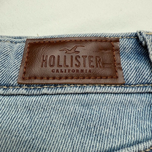 Hollister Curvy Ultra High-Rise Dad Jeans with Distressed Detail Size 26 - Picture 5 of 8
